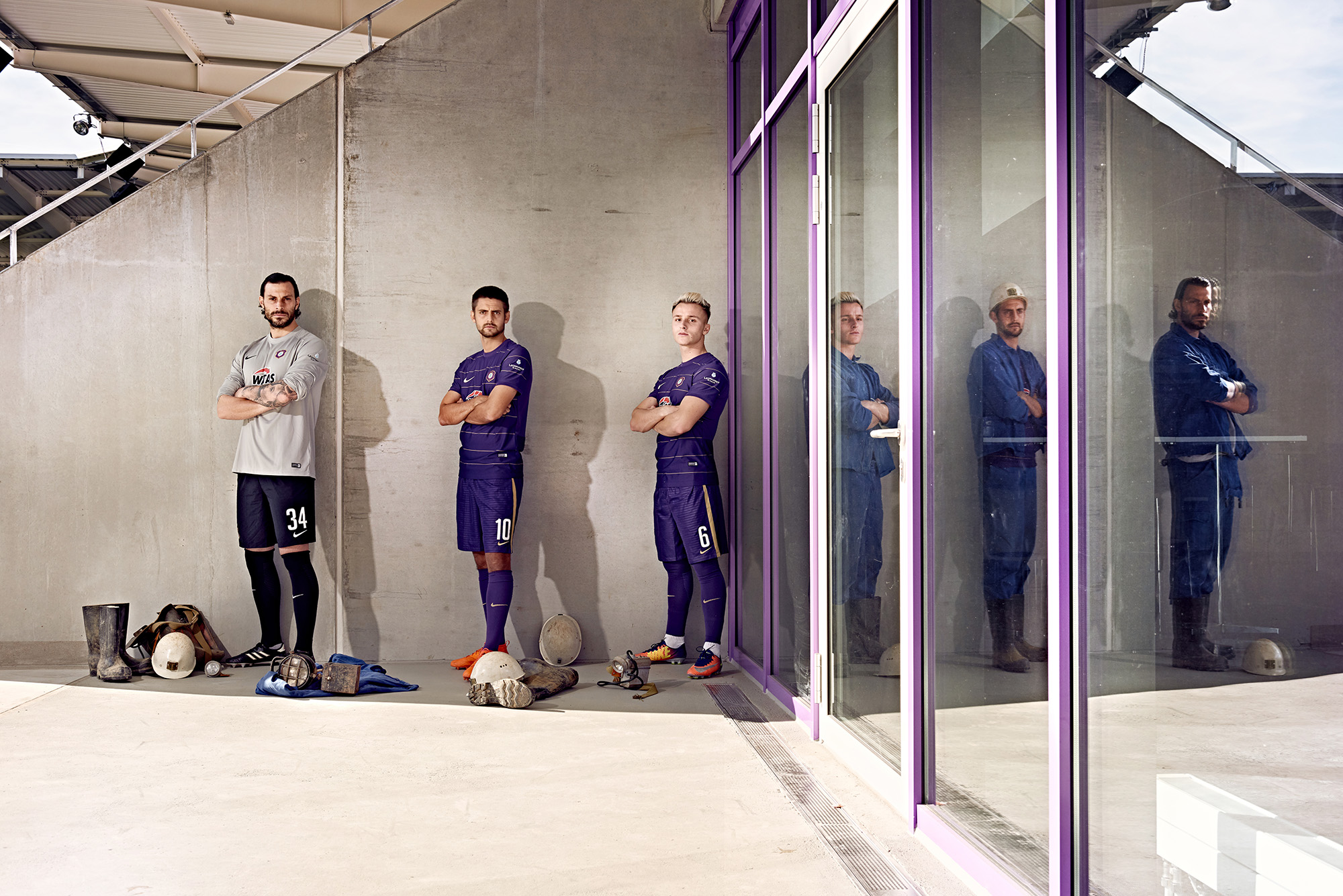 Kalender-​Shooting im neuen Erzgebirgsstadion Aue