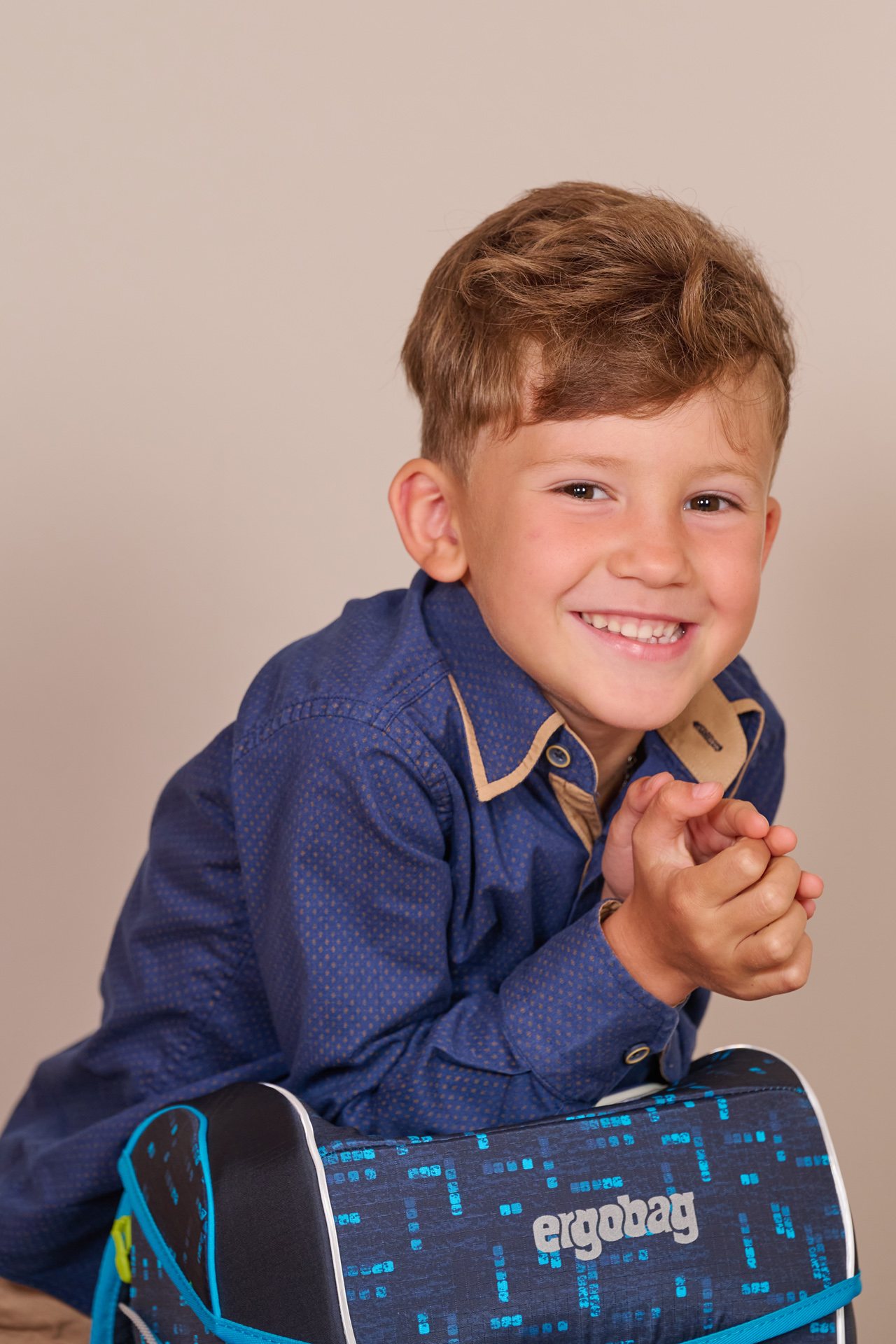 Fotoserie zum Schulanfang, mal ganz klassisch im Foto-Atelier | Foto ...